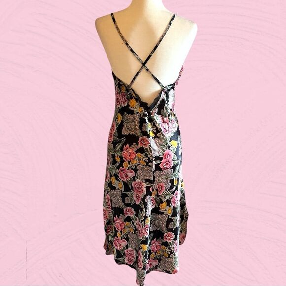 Vintage floral satin midi slip dress - Picture 4 of 14